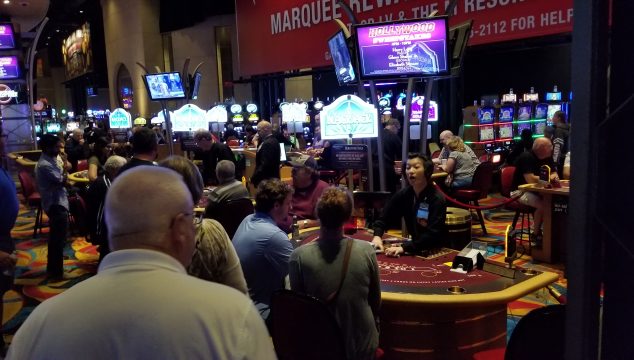 hollywood casino penn national race course odds